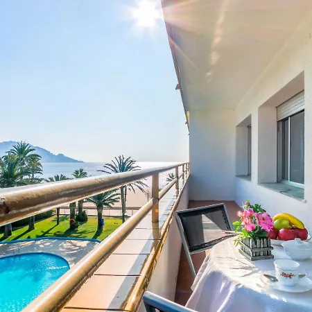 Center-2 By Interhome Appartement Roses