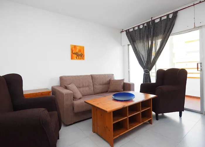 Center-2 By Interhome